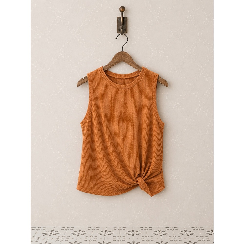 Cupshe Sleeveless Knit Top with Front Knot Detail